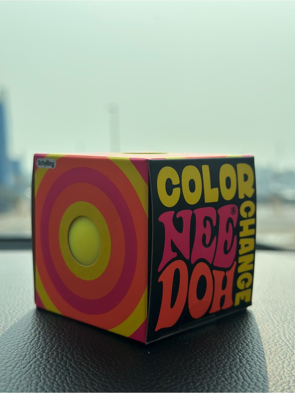 Color NEEdoh Color-Change Sensory Toy - Yellow & Pink